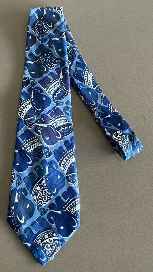 Mens Vintage NeckTie Blue White ELEPHANT Print Silk Hand Made in Thailand Tie