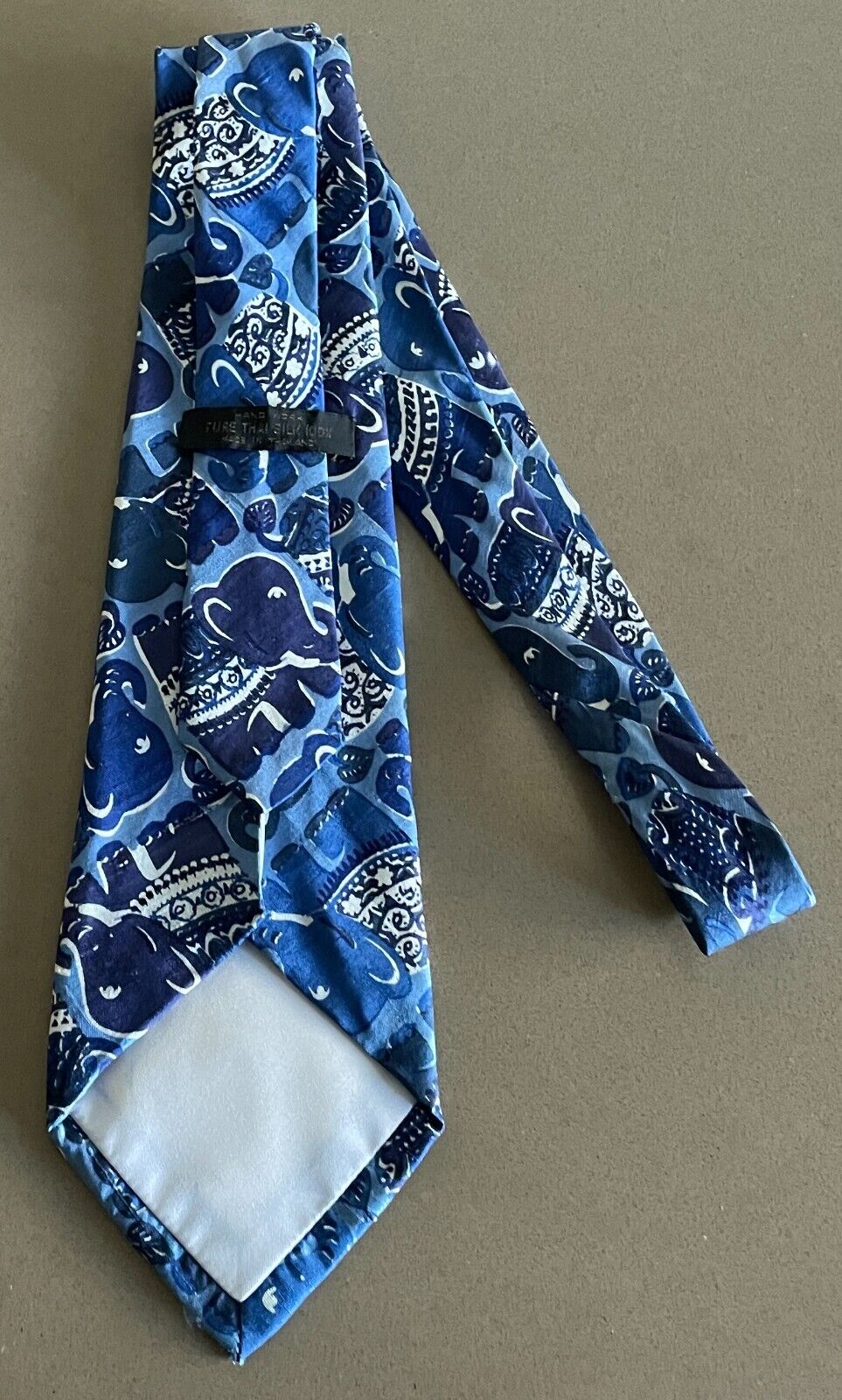 Mens Vintage NeckTie Blue White ELEPHANT Print Silk Hand Made in Thailand Tie