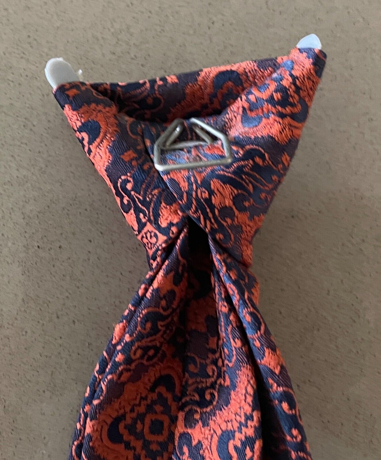 TRE VIRA LIDO NeckTie Clip On Orange Navy Brocade Pre-Tied Polyester Vintage Tie