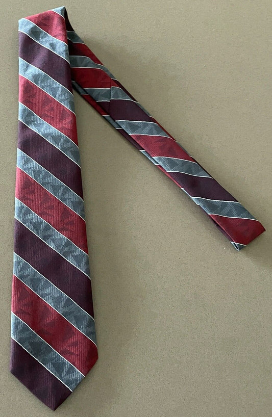Mens Vintage 1980's DOM CARIOLLE NeckTie Maroon Grey Burgundy Stripe Neck Tie