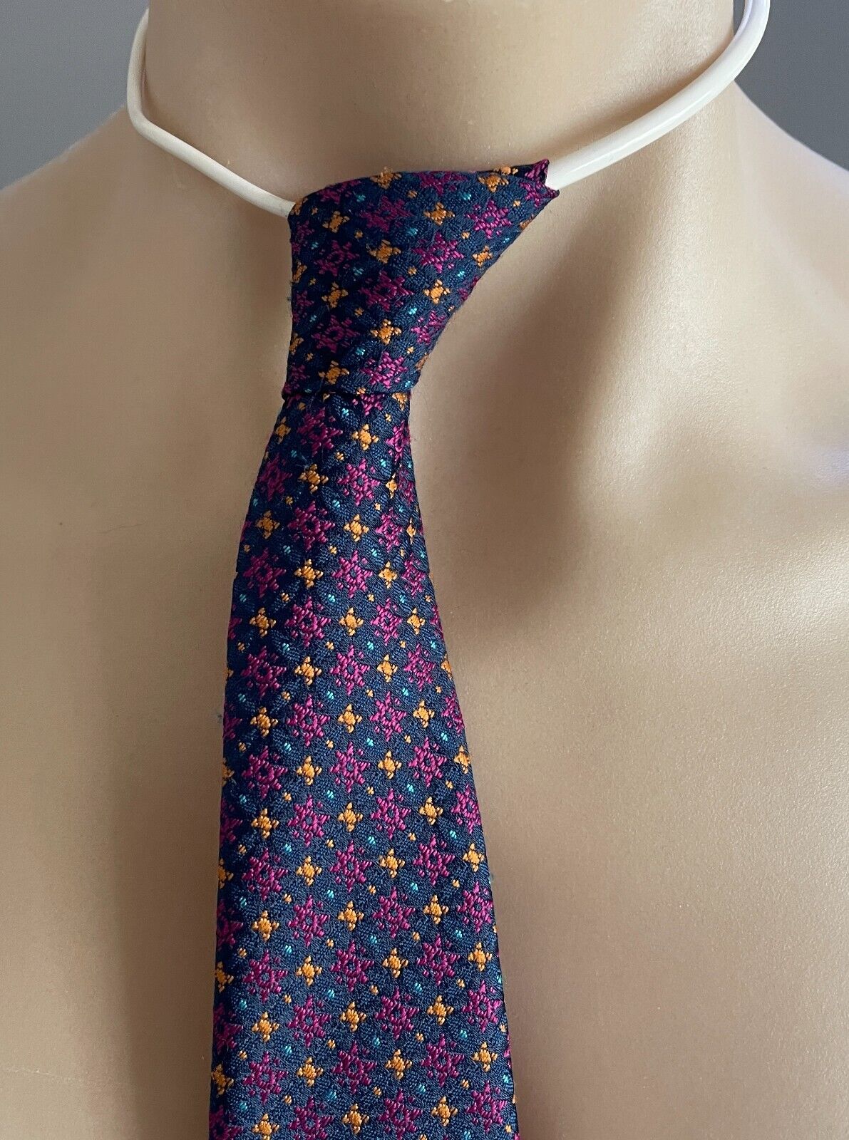 Vintage NeckTie HOLLYGREEN Executive Loop Tie Cerise Blue Orange Print Pre-Tied