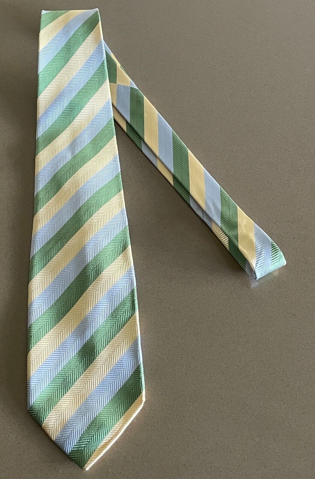 COUNTRY ROAD Silk Tie Neck Pale Yellow Blue Green Stripe Mens