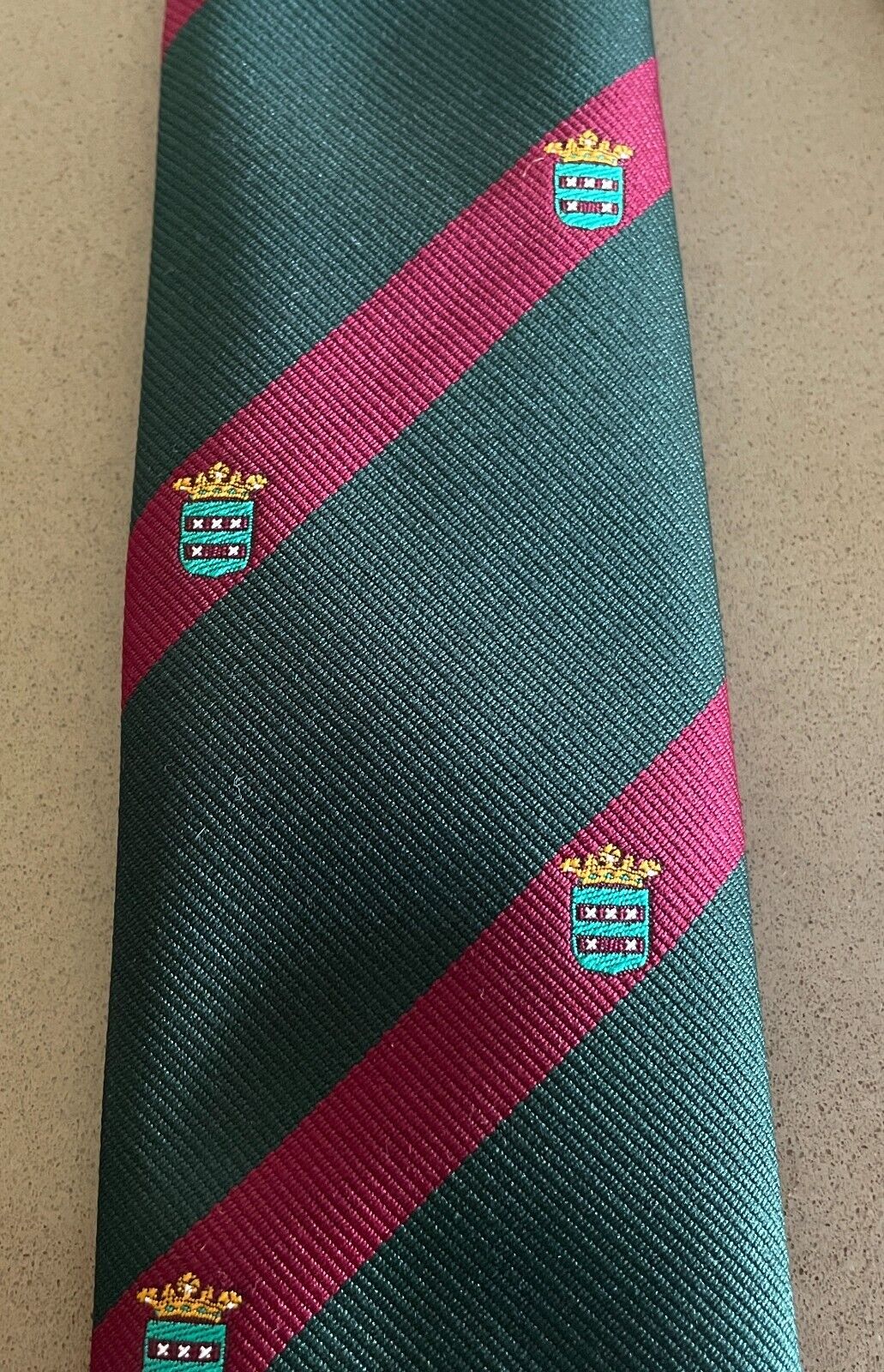 Mens Necktie Vintage Thin Tie Green and Cerise Stripe Crest Print Polyester Tie