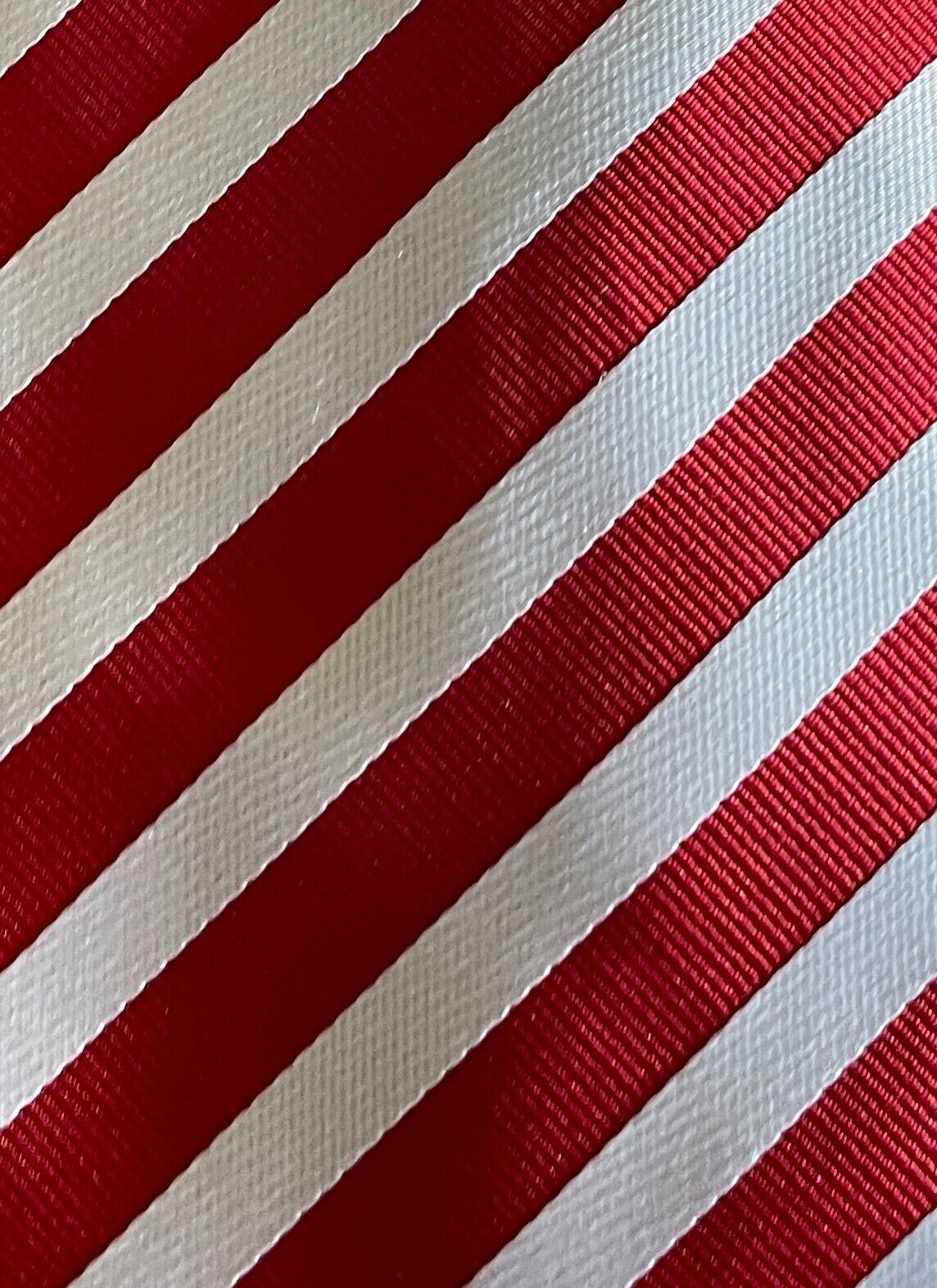 Mens NeckTie Red & White Stripe Teflon Treated Polyester NEW Neck Tie with Tags
