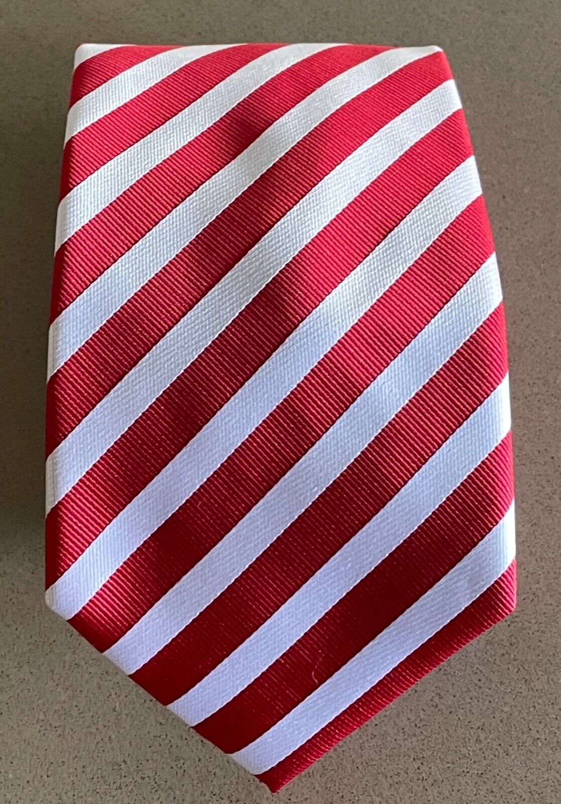 Mens NeckTie Red & White Stripe Teflon Treated Polyester NEW Neck Tie with Tags