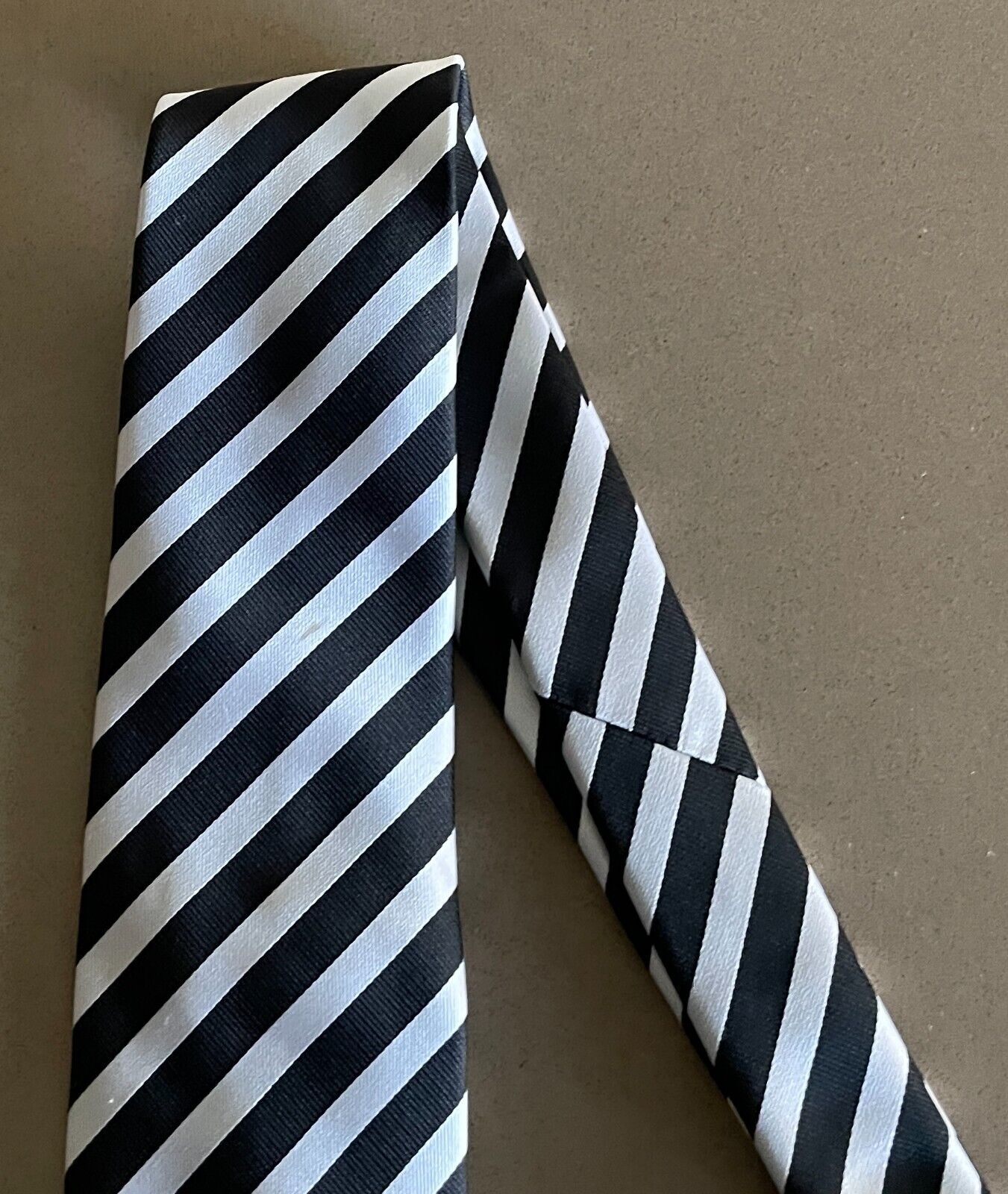 Mens Neck Tie Black & White Stripe Teflon Treated Polyester NEW NeckTie w Tags