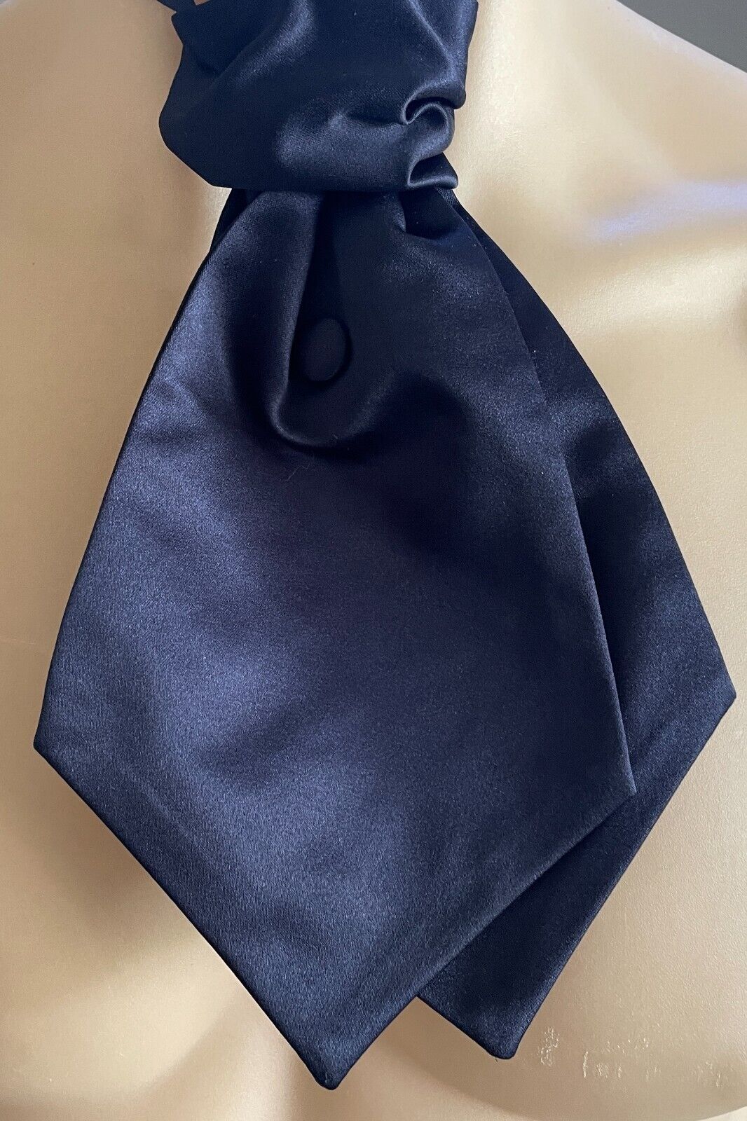 LIDO Pre-Tied NeckTie Cravat Satin Navy Blue Puff Adjustable Clasp NEW Vintage