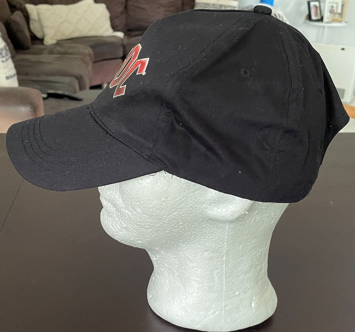 BENSONS AC/DC Black Cap Adjustable Unisex Size One Size Curved Bill