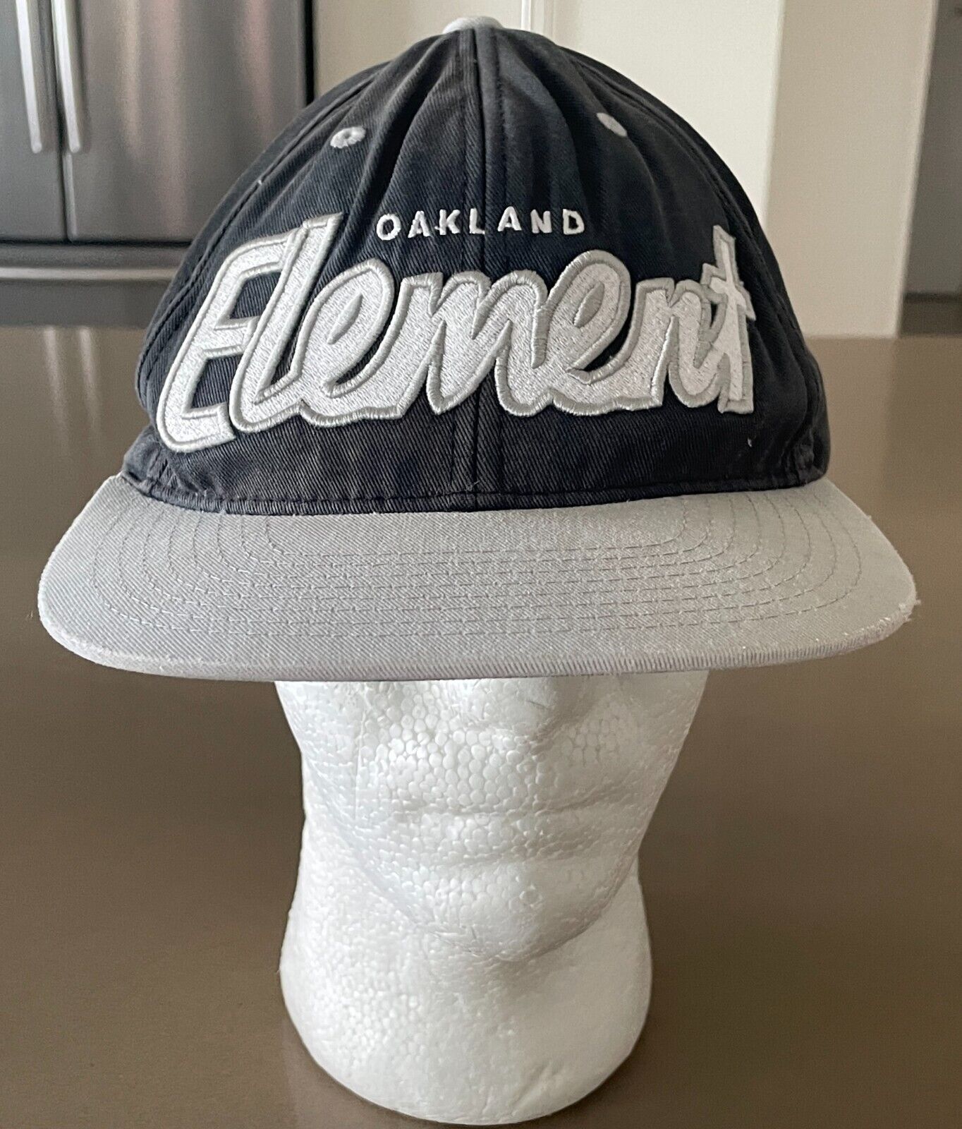 Vintage ELEMENT CROWNS Snapback Cap Black Grey Oakland  Embroidered Logo