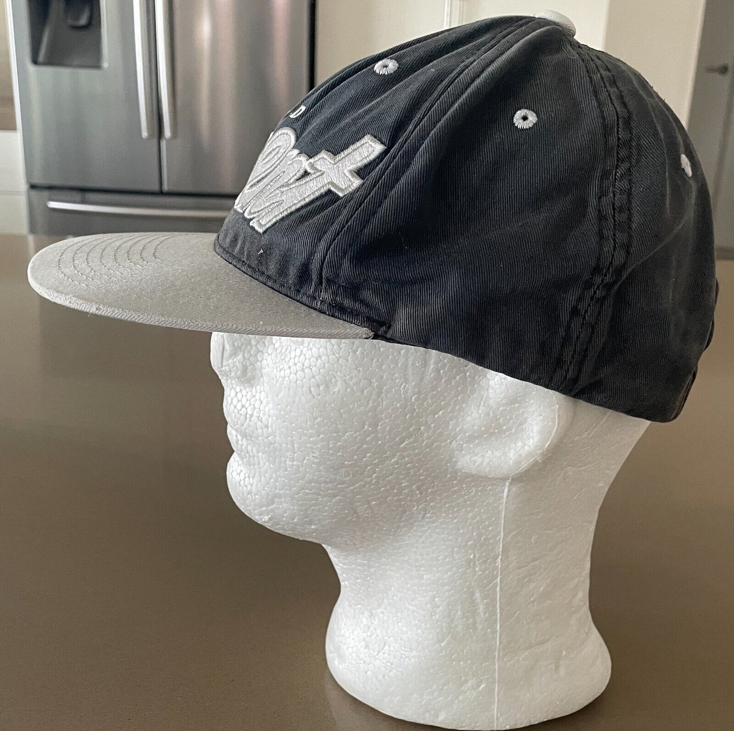 Vintage ELEMENT CROWNS Snapback Cap Black Grey Oakland  Embroidered Logo