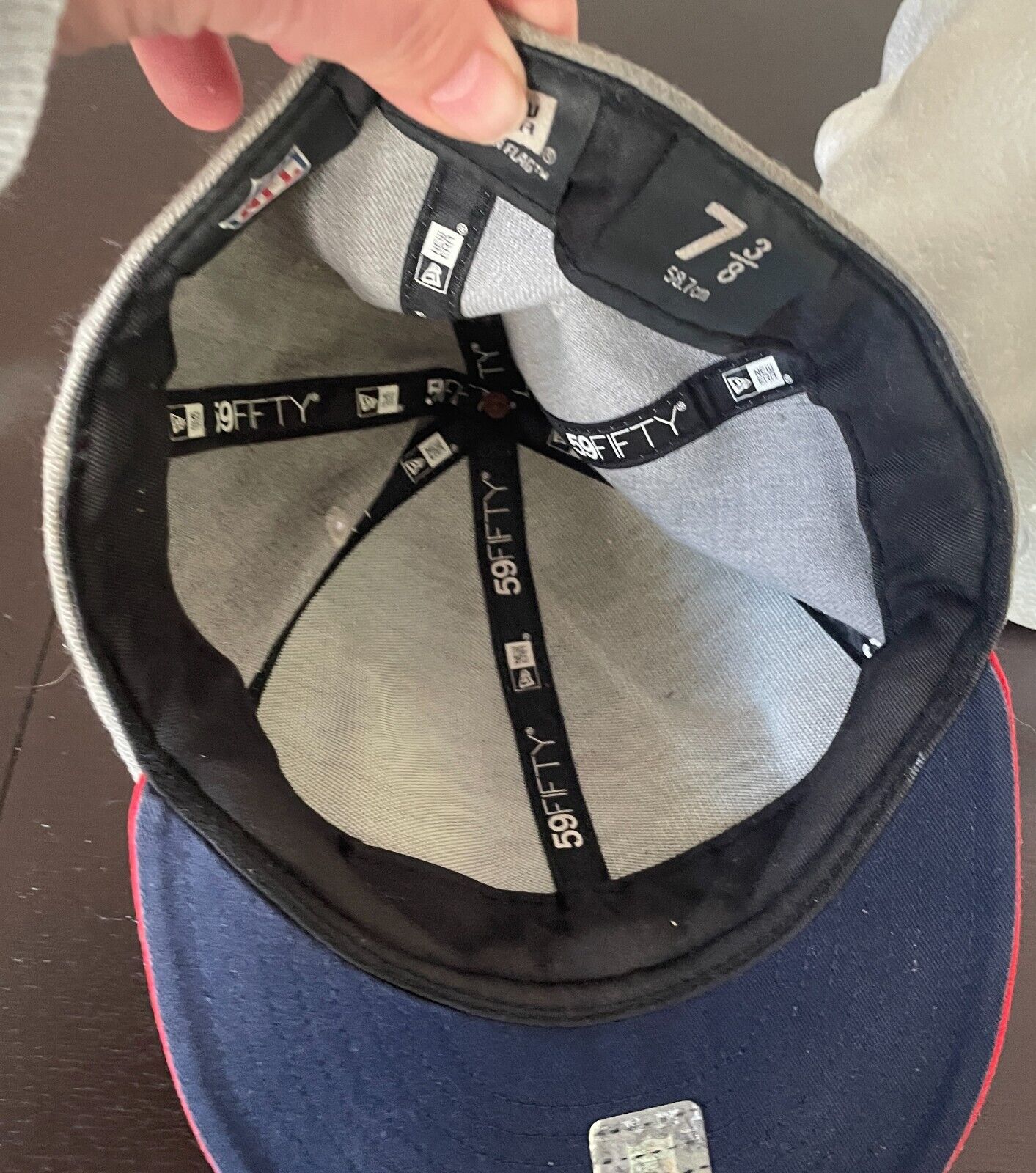 Fan Cap NEW ENGLAND PATRIOTS NFL Grey & Red 59FIFTY Fitted Cap Size 7 3/8/58.7cm