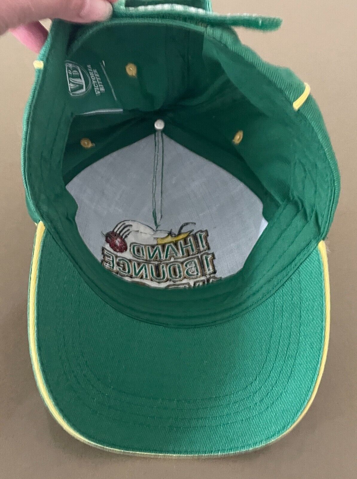 2007 VB Cap 1 Hand 1 Bounce 1 VB Logo Green Gold Cricket Australia Hat 58cm NEW