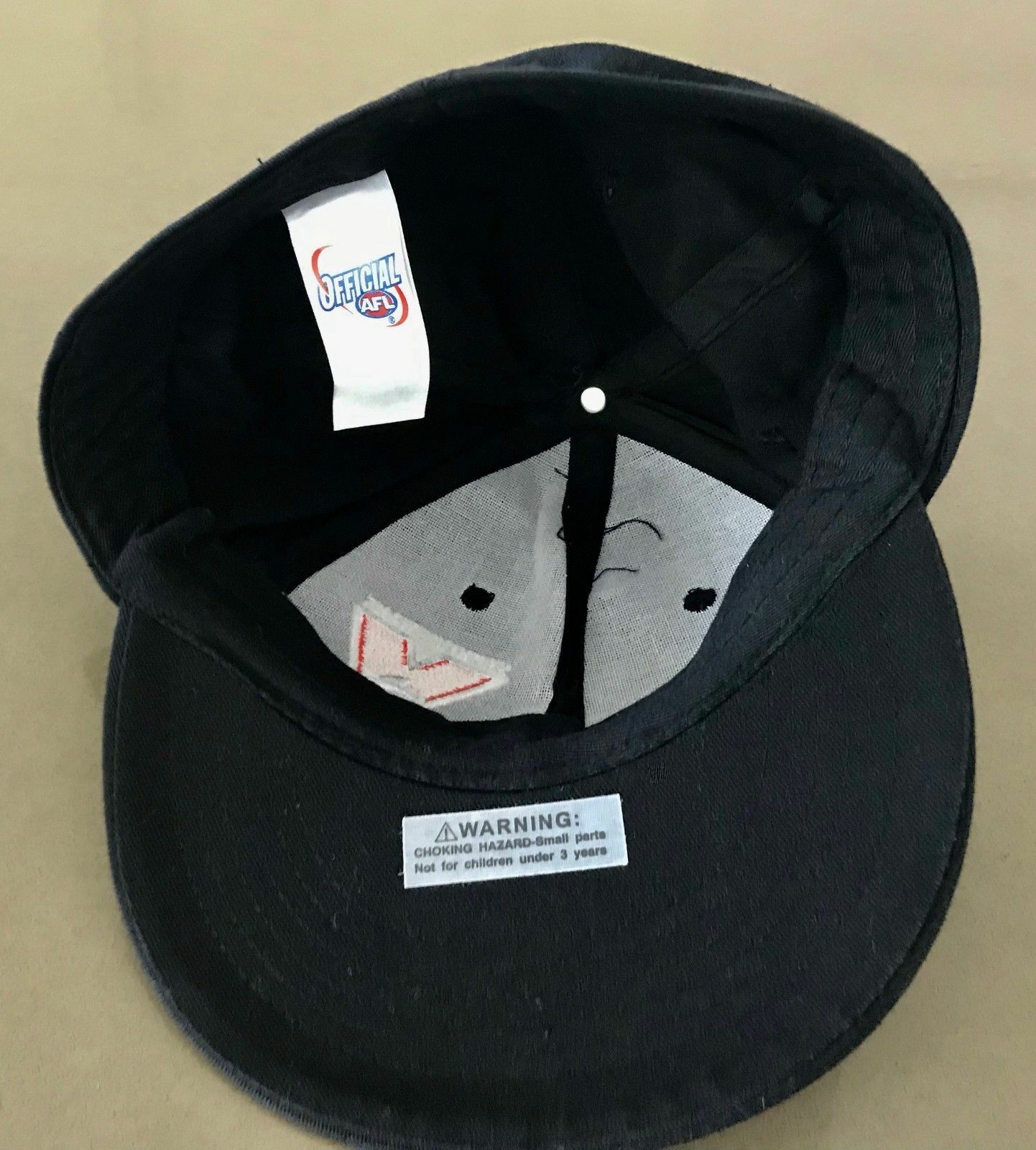 Fan Cap SYDNEY SWANS AFL Black Red & White Official Snapback Mens Slapback