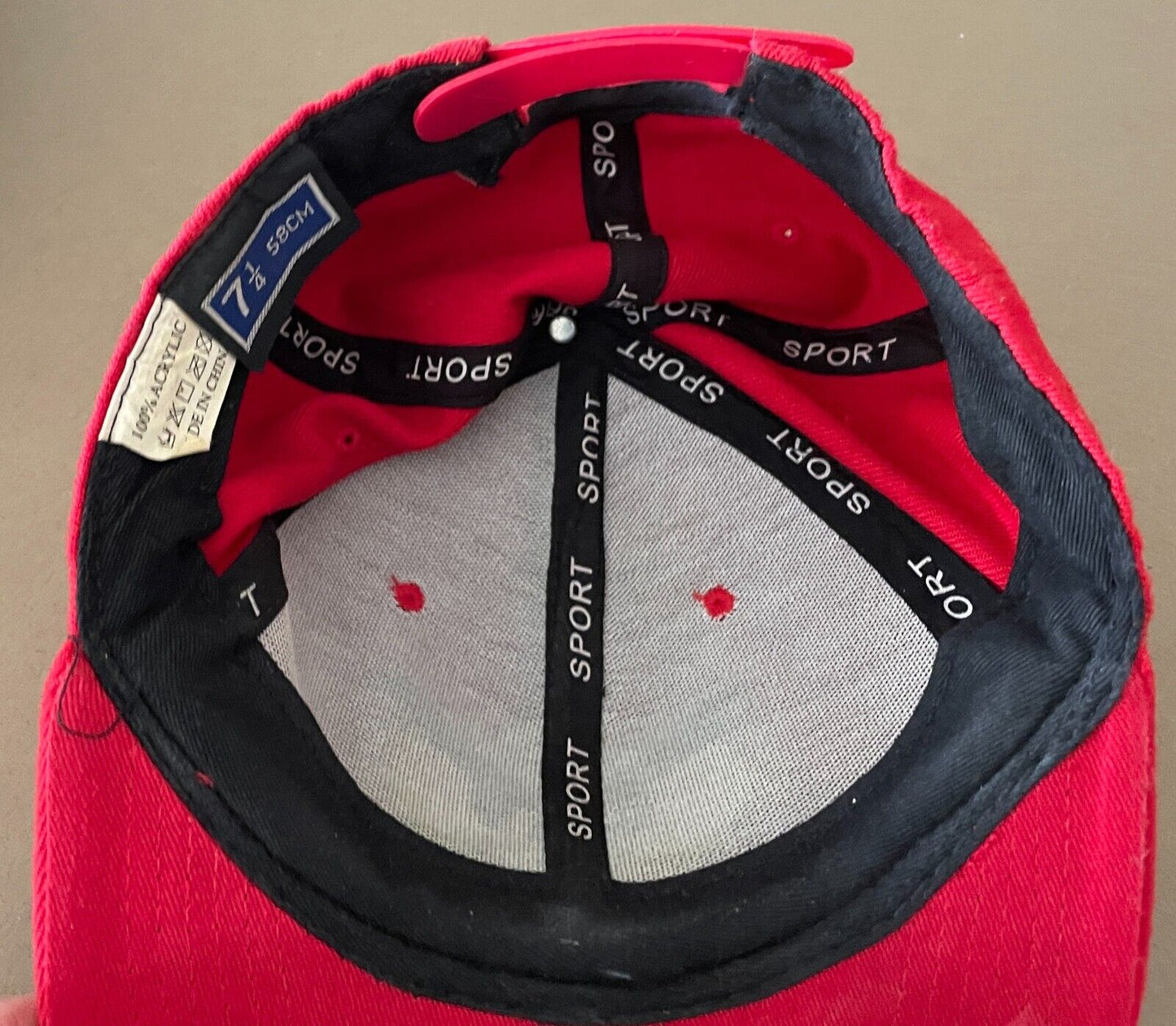 ANGRY BIRDS Red Cap Hat Embroidered Angry Bird @ Crown Snap Back Adjustable 58cm