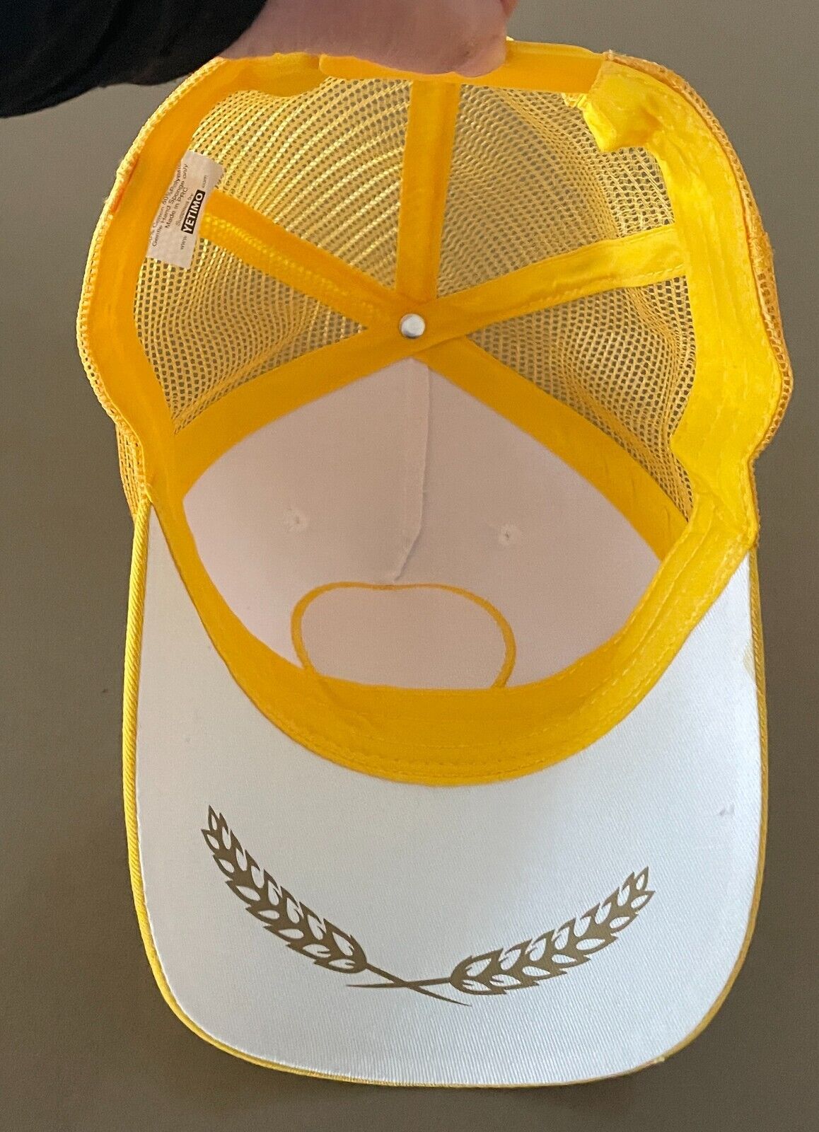 New XXXX Logo Truckers Cap Gold Yellow White Mesh Snap Back 4X YETIMO Beer Hat