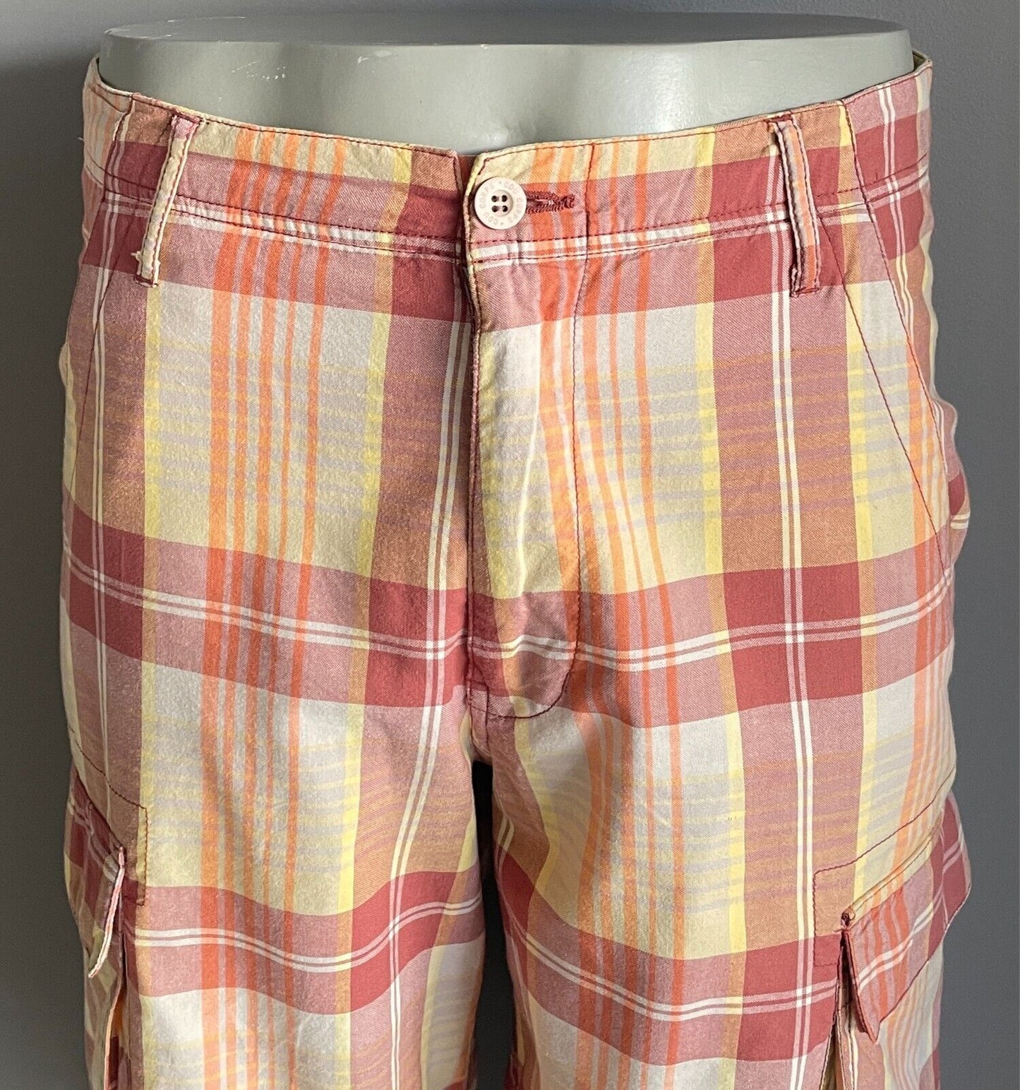 Mens CD URBAN Cargo Shorts Plaid Size 34 Madras Cotton Cargo Pockets