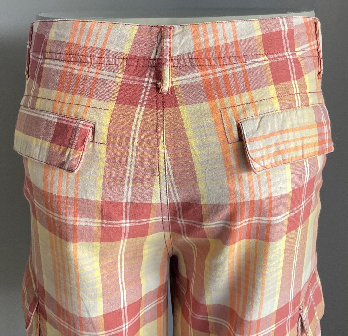 Mens CD URBAN Cargo Shorts Plaid Size 34 Madras Cotton Cargo Pockets