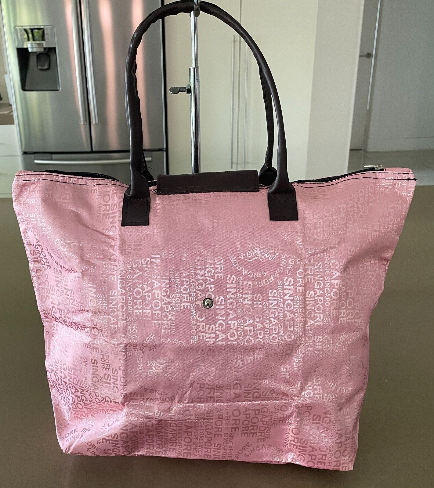 SINGAPORE LION CITY Folding Shopping Bag Pink Jacquard Souvenir Tote NEW