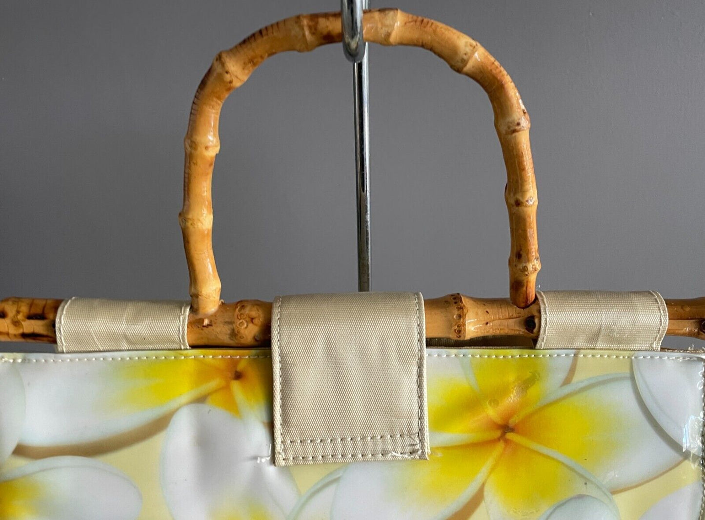 SUJA DESIGN Tote Bag Frangipani Print PVC w Cane Handle Rectangle Shape Unique