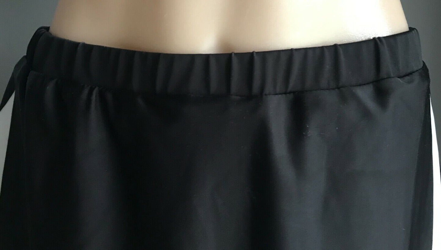 FULLFORCE Skirt Skort Netball Black White Elastic Waist Size 16 Built in Pants