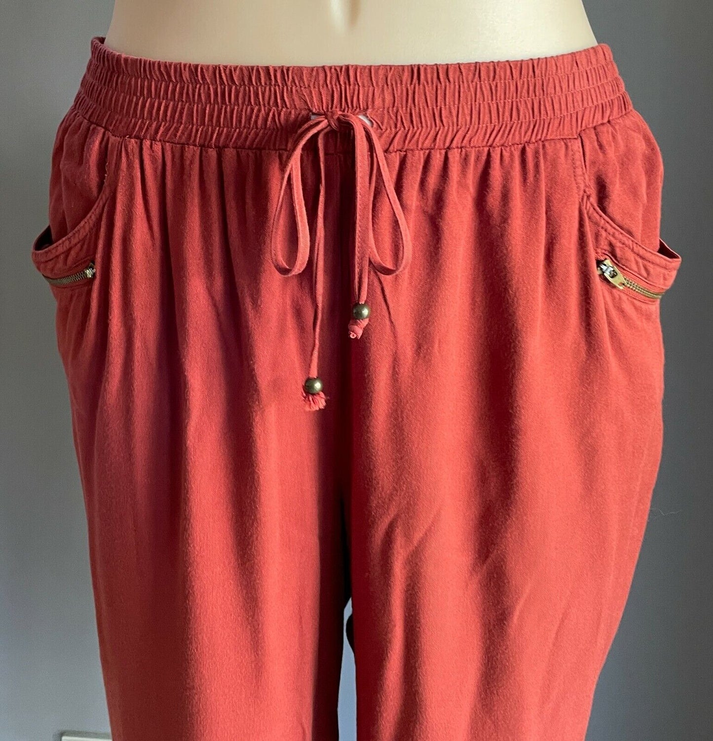 ROCKMANS Relaxed Fit Pants Rust Red Elastic Waist Cropped w Ties at Hem Size 16
