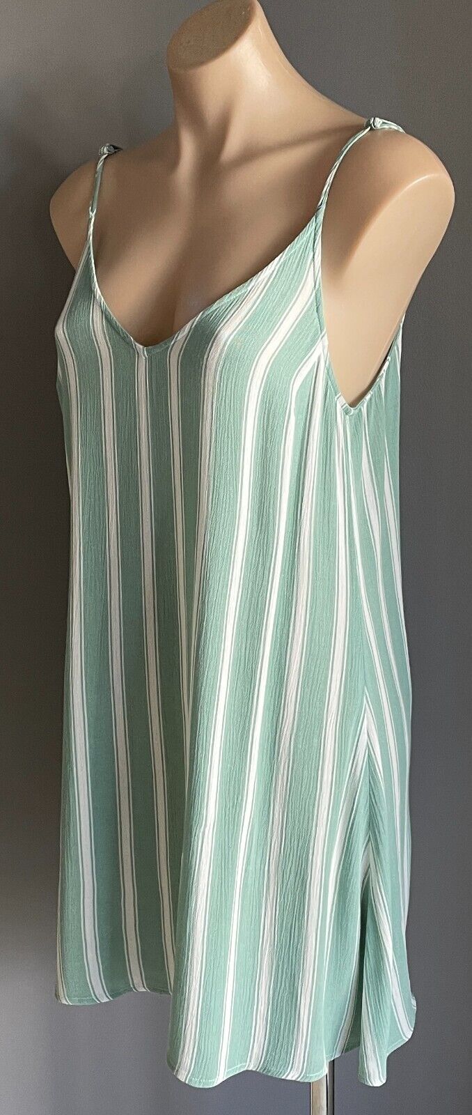 LUCK & TROUBLE Sage & White Stripe Sleeveless Shift Mini Dress Size 10