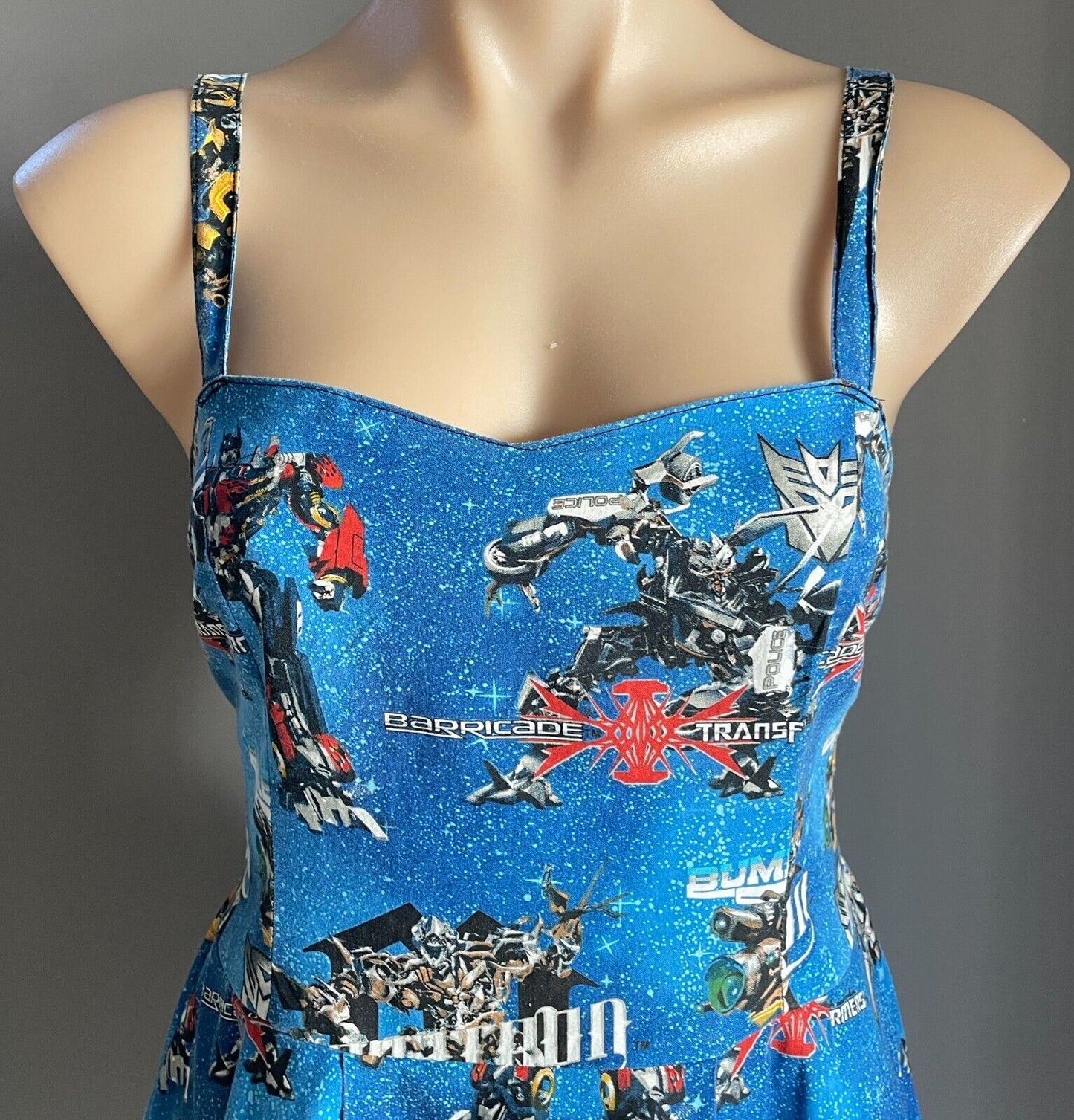 VAMPIRE BUNNIES Dress Transformers Print Fabric Fit &Flare Shirred Top Size 10