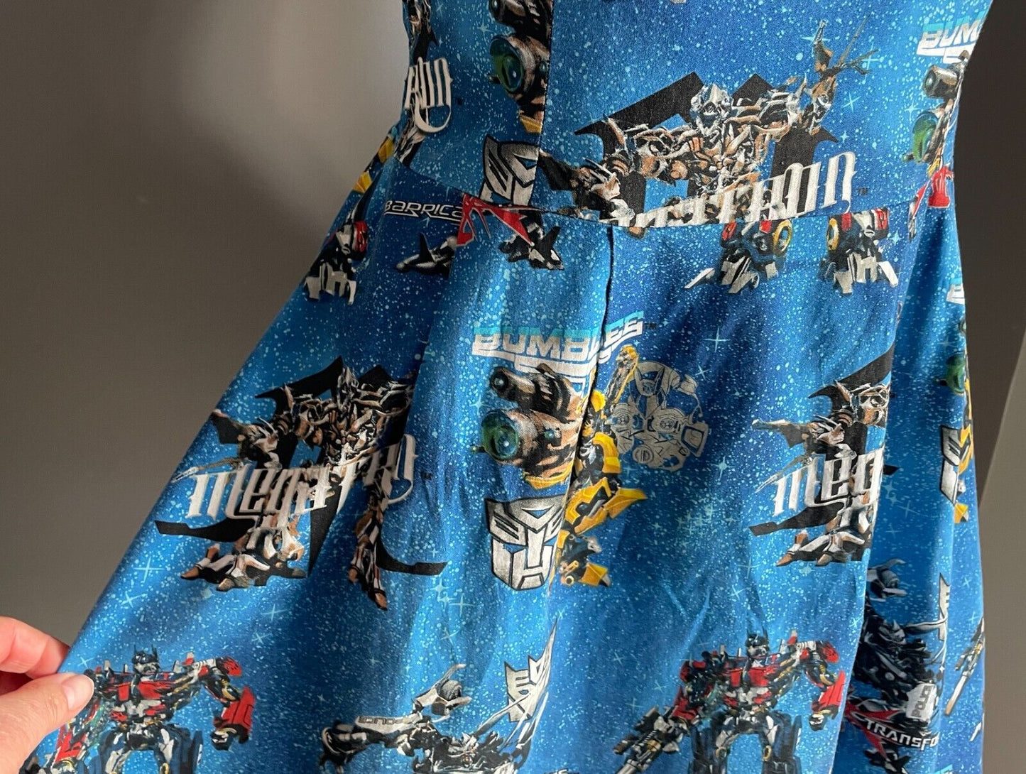 VAMPIRE BUNNIES Dress Transformers Print Fabric Fit &Flare Shirred Top Size 10
