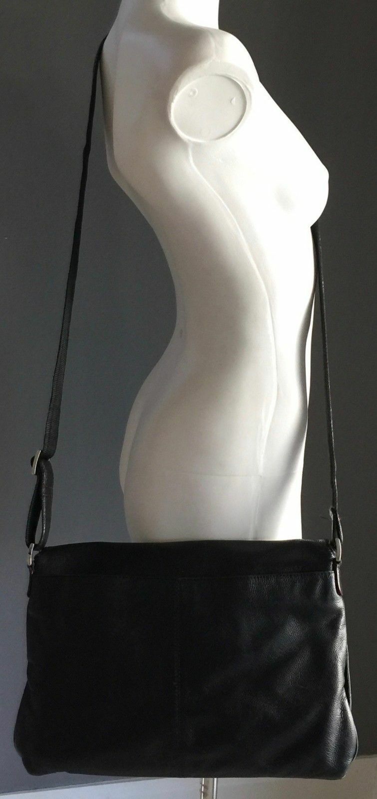MONSAC Shoulder Bag Black Leather Satchel Crossbody Messenger TRAVEL Unisex