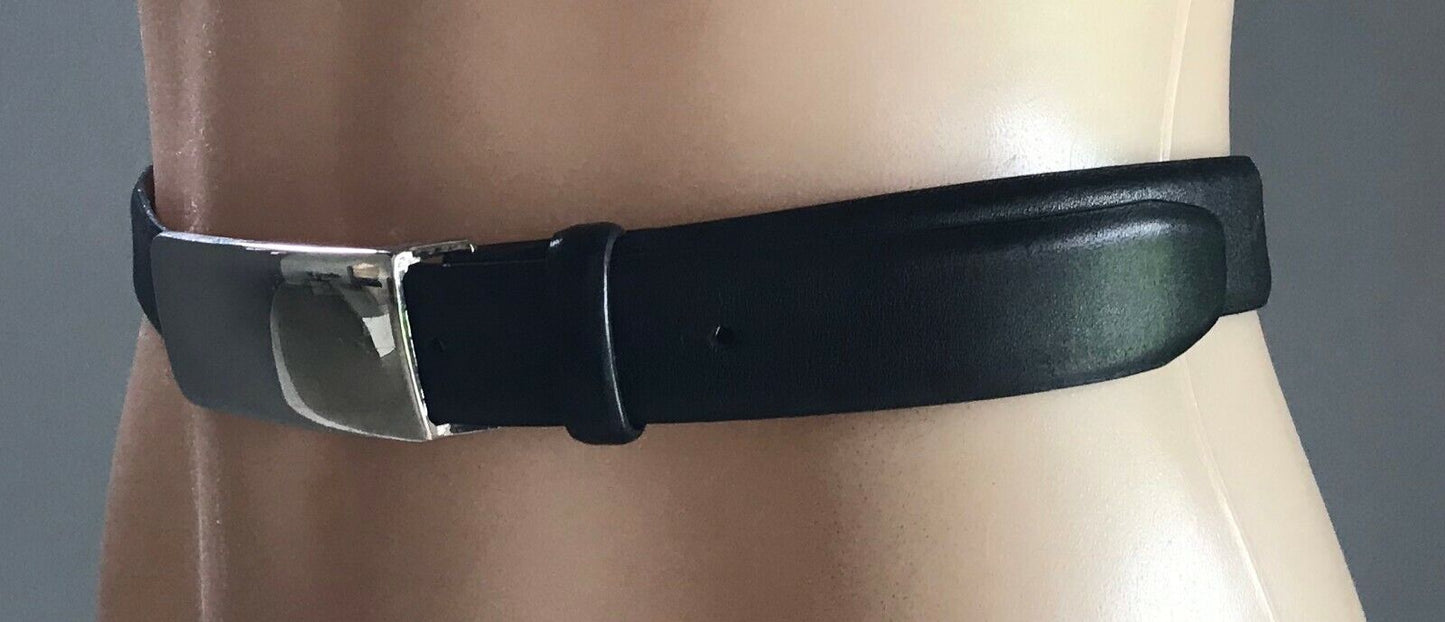 CUE LEATHER Belt 3cm Black w Silver Tone Metal Buckle Ladies Size M 109 cm 1 Pin