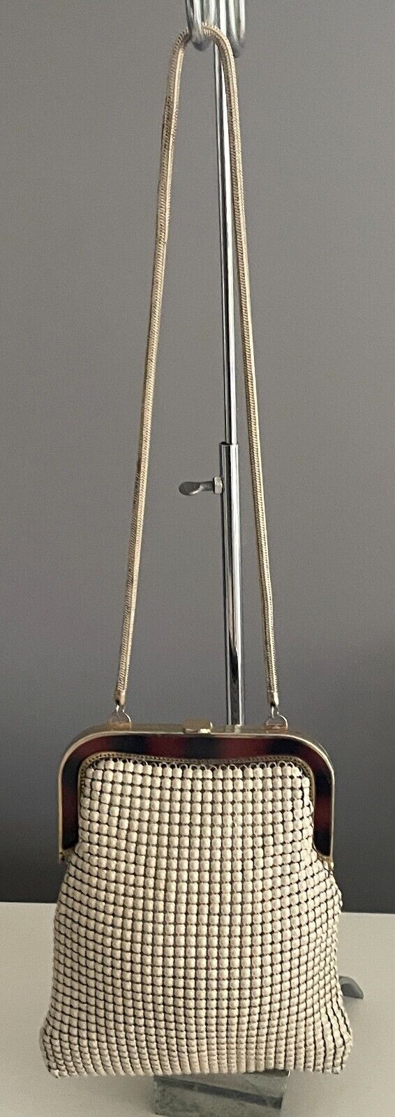 Vtg 70s GLOMESH Shoulder Bag Beige Chainlink Aluminium Mesh Medium Size