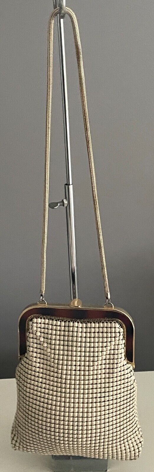 Vtg 70s GLOMESH Shoulder Bag Beige Chainlink Aluminium Mesh Medium Size