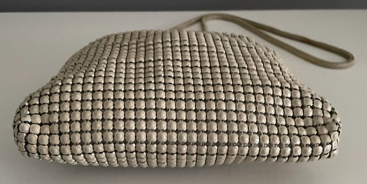 Vtg 70s GLOMESH Shoulder Bag Beige Chainlink Aluminium Mesh Medium Size