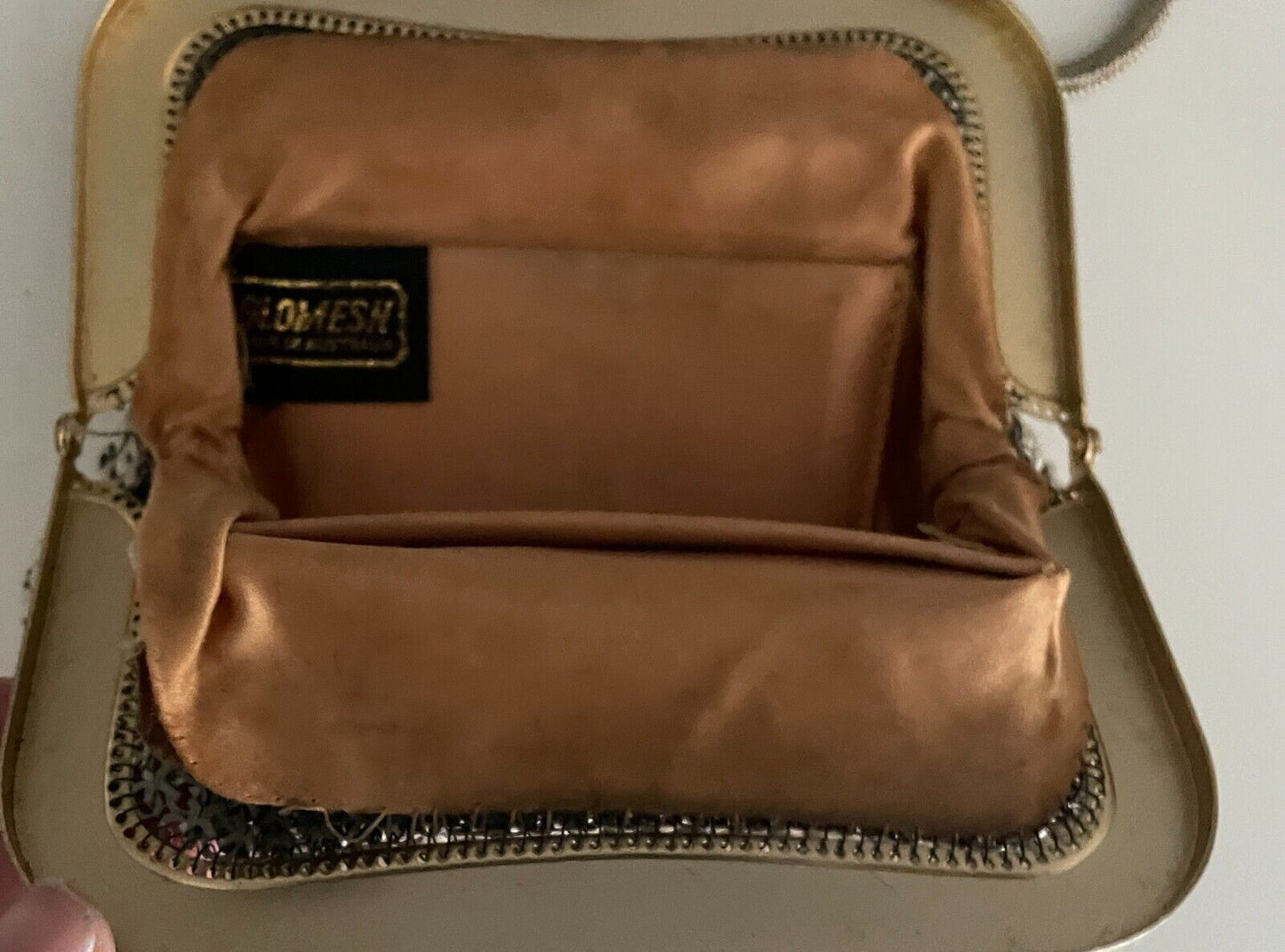 Vtg 70s GLOMESH Shoulder Bag Beige Chainlink Aluminium Mesh Medium Size
