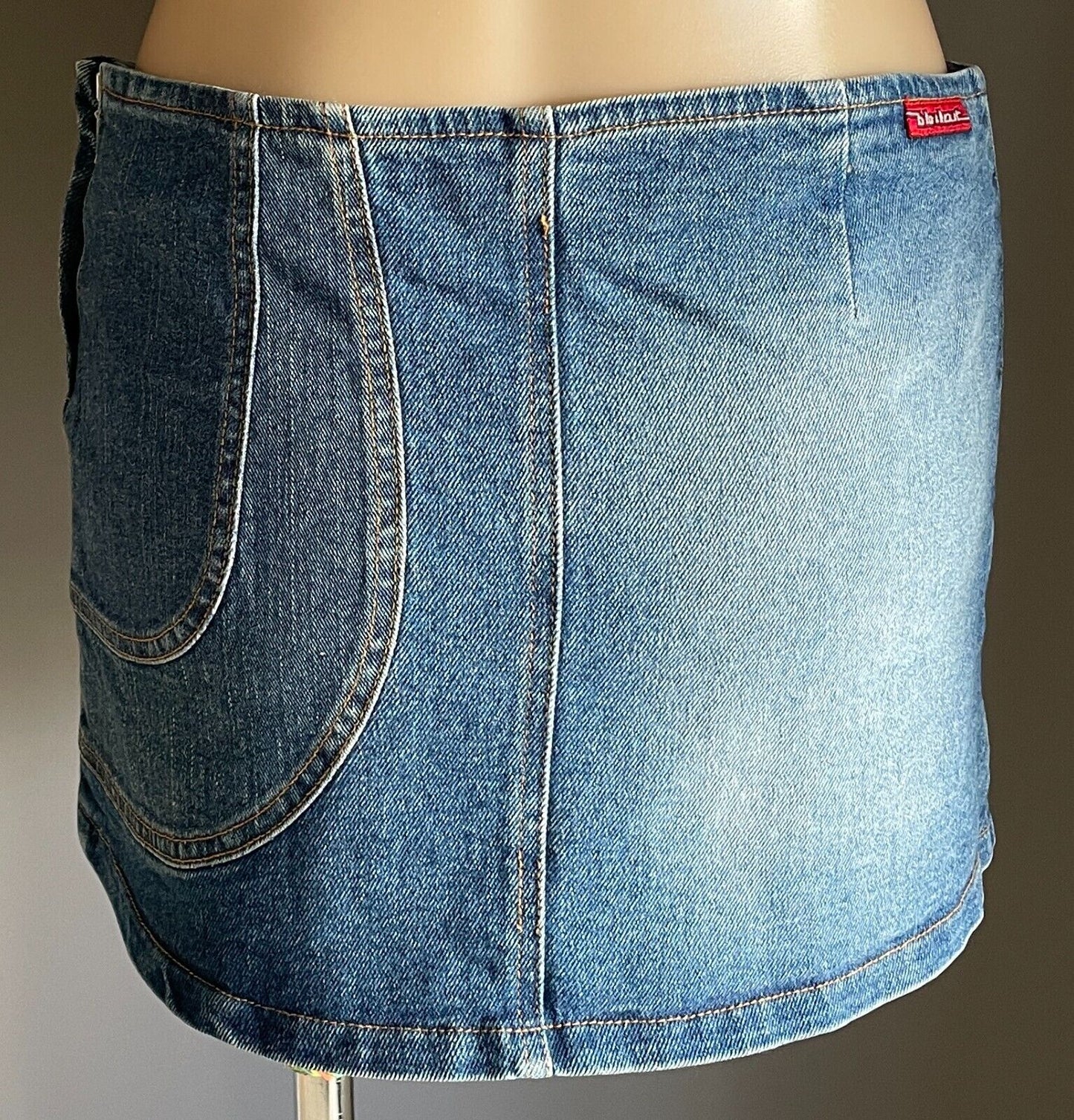 BLOCKOUT Jeans Mini Skirt Blue Denim Low Rise Micro Zip Pocket Trim Size 10