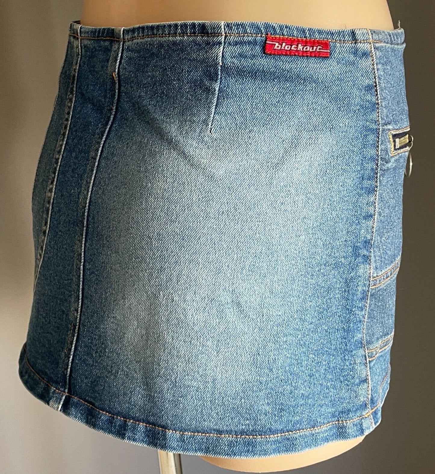 BLOCKOUT Jeans Mini Skirt Blue Denim Low Rise Micro Zip Pocket Trim Size 10
