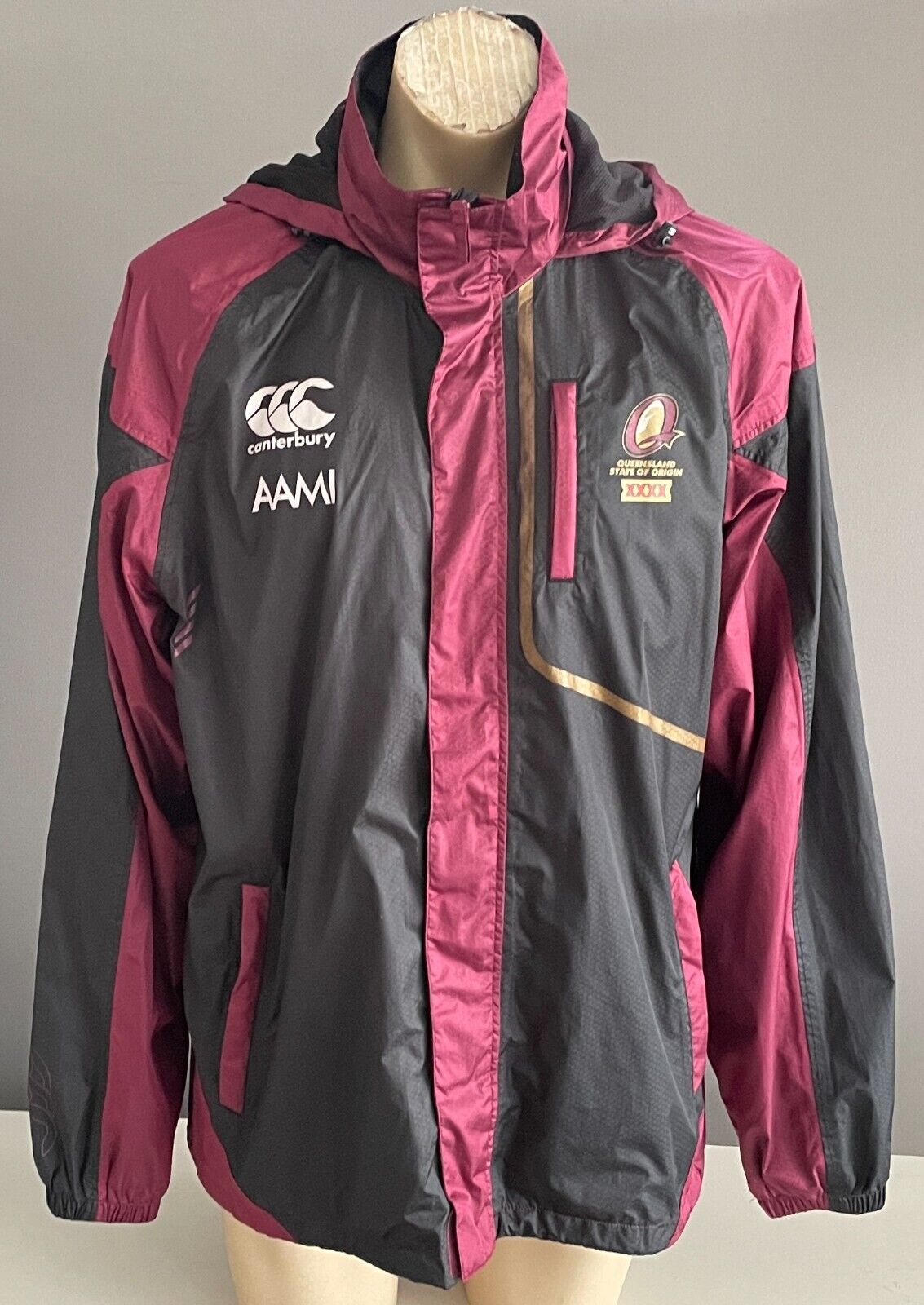 CANTERBURY QLD State Of Origin Anorak Spray Jacket Mens XL Maroon Black Hoody