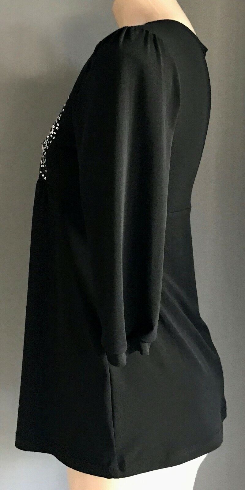 MISS ME Black 3/4 Sleeve Stretch Top Black & Silver Sequin Trim Size 10 12 NEW