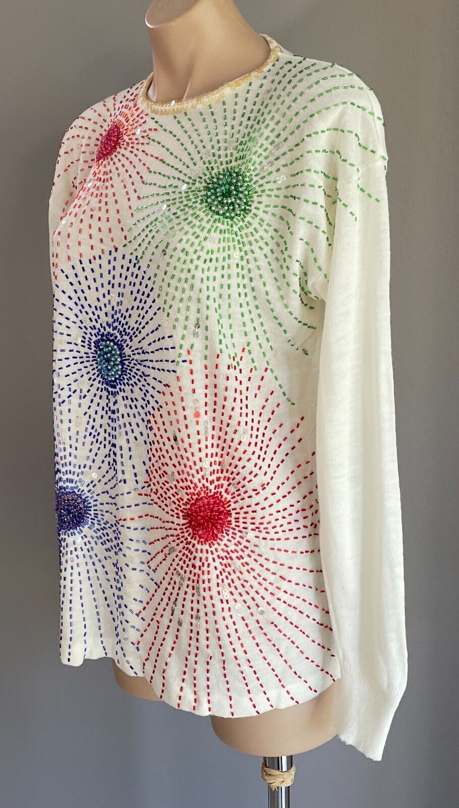 SIE Knit Top Jumper White Long Sleeve Beaded Sequin Embellished Size M 10 12