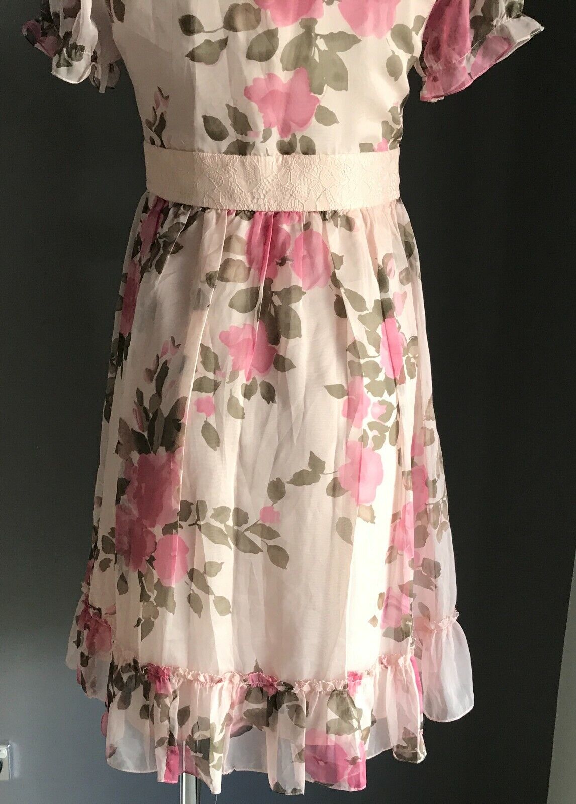 ANNA LICE Dress Pink Floral Short Sleeve Sheath Lace & Sequin Trim Size S 10 NEW