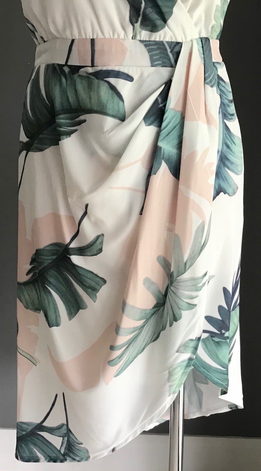 Sleeveless Drape Dress White Green & Pink Botanical Floral Print Ladies Size 10