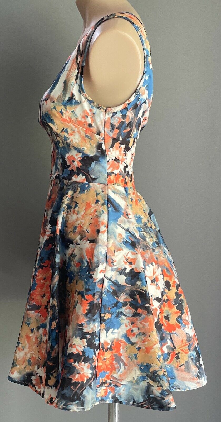 MISS CHERRY A-Line Tea Dress Floral Sleeveless Size 8 10 Retro 1950s Vibe!