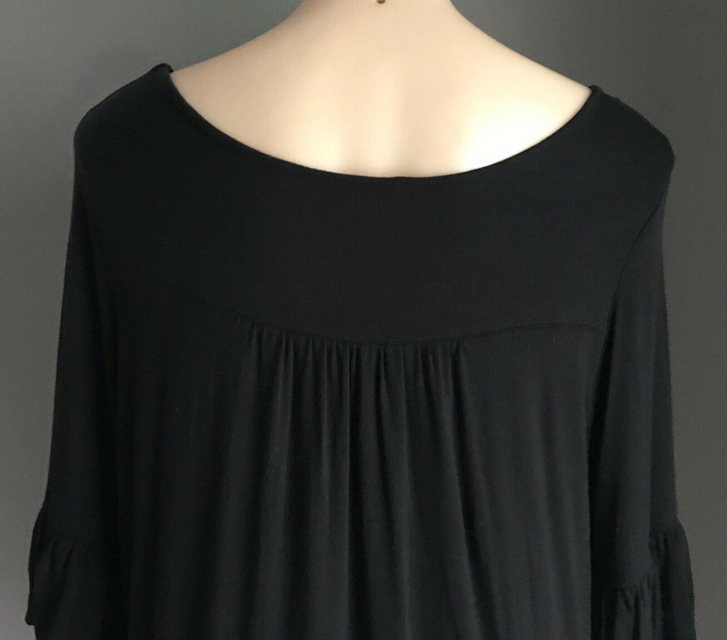 NOW Black Top Short Trumpet Sleeve Stretch Tee Blouse Ladies Size 16