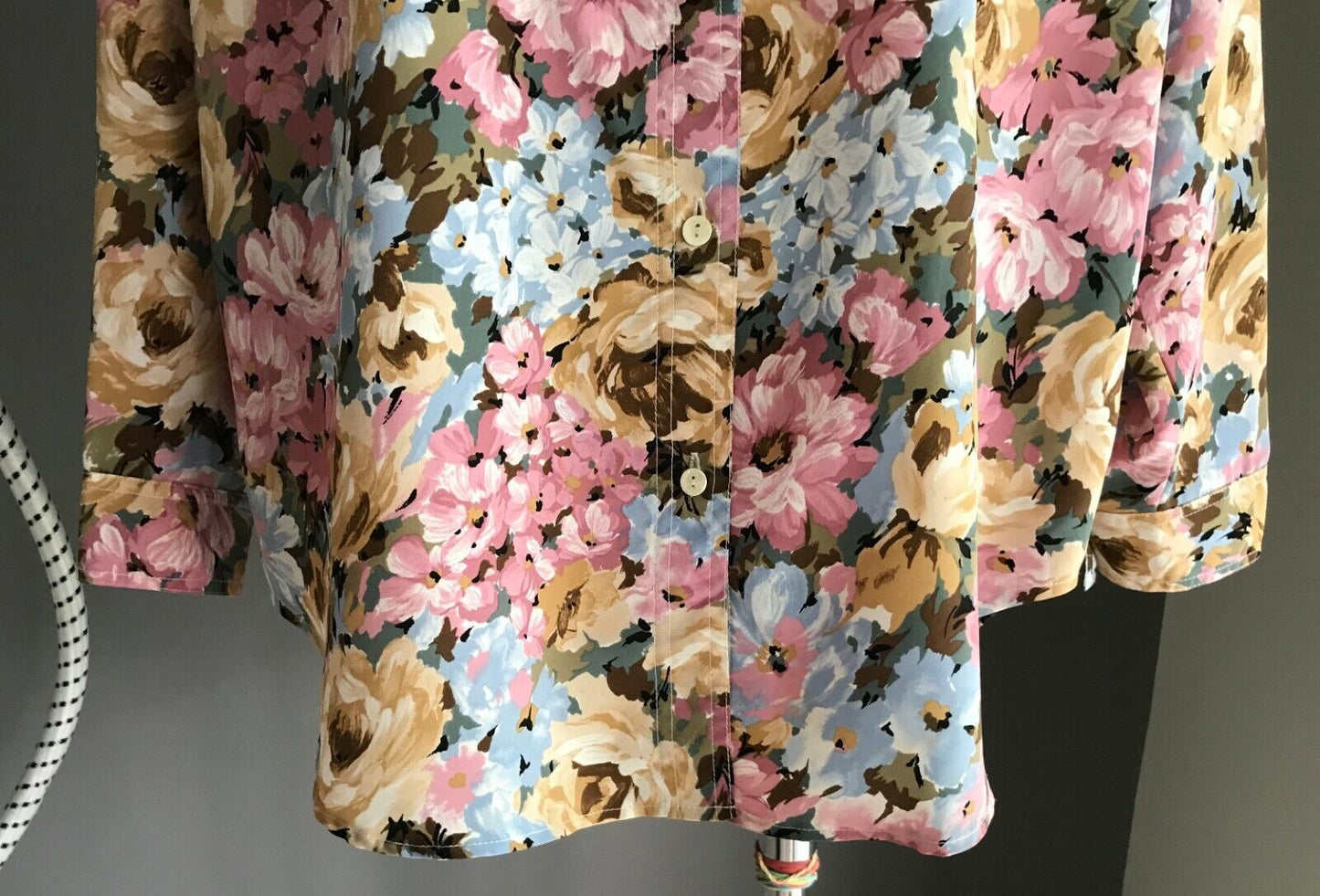 STUDIO DESIGN Blouse Long Sleeve Floral Print Top Shoulder Pads Ladies Size 16