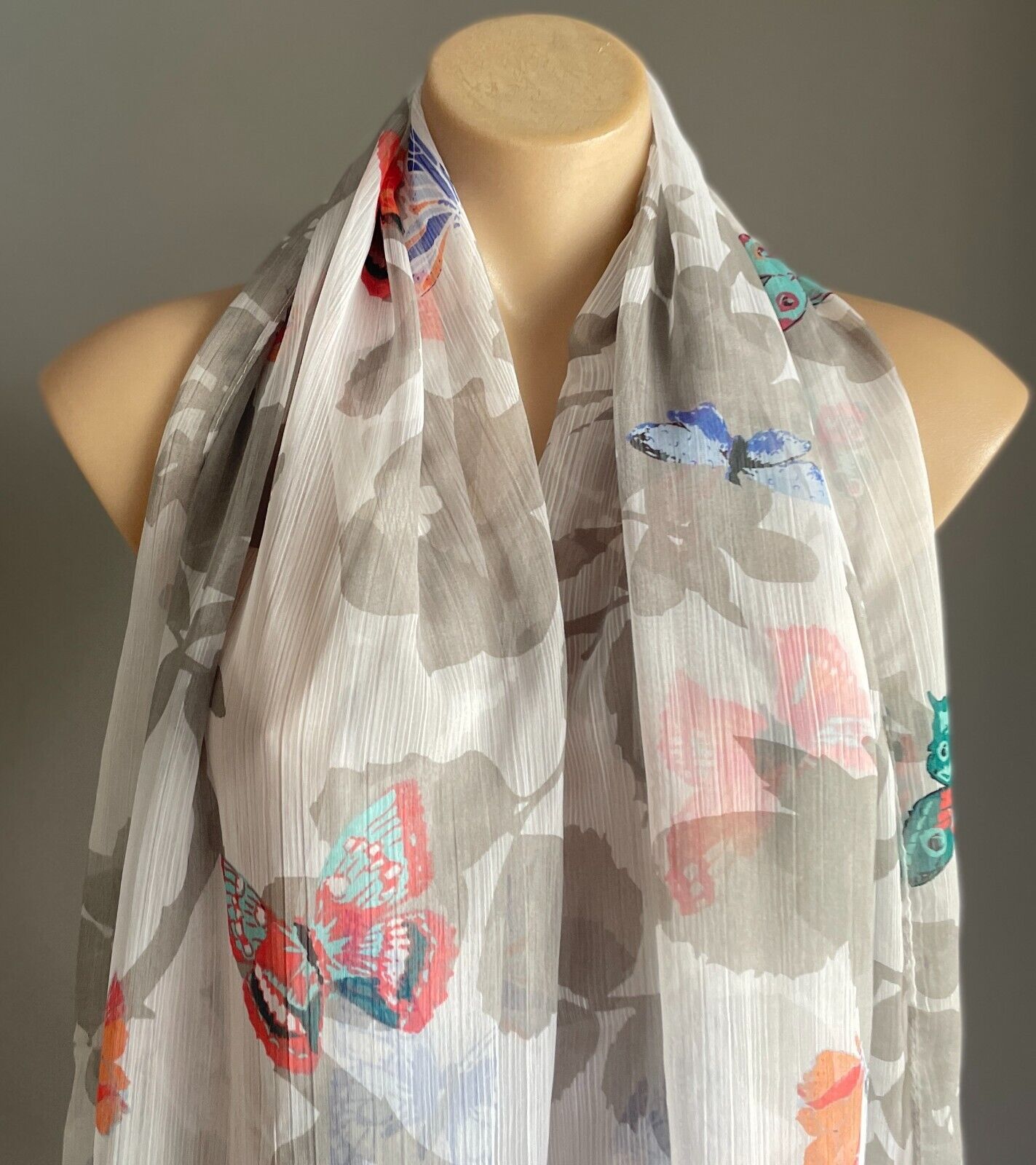 Neck SCARF BUTTERFLY Floral Rectangle Semi Sheer Multicolour Shawl NEW w Defect