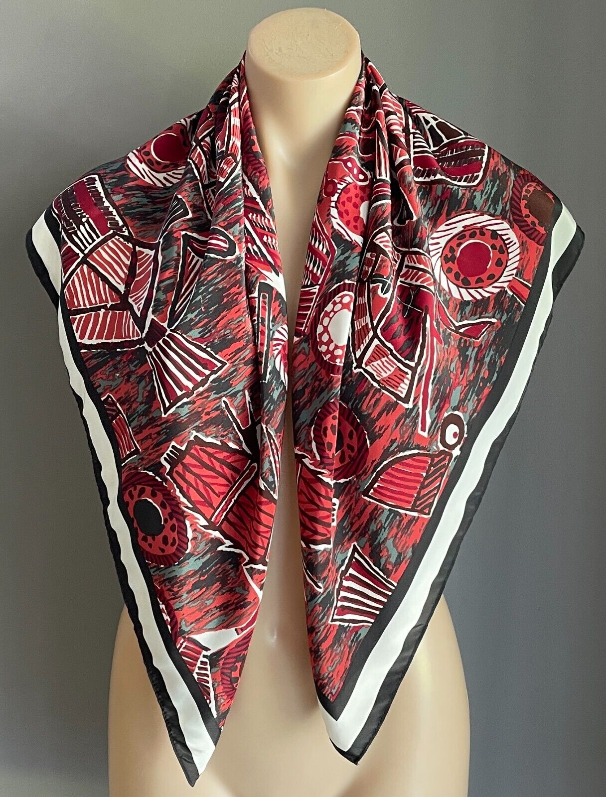 NUTRI-METICS Neck SCARF  Orange Crimson Grey White Black Abstract  Shawl Wrap