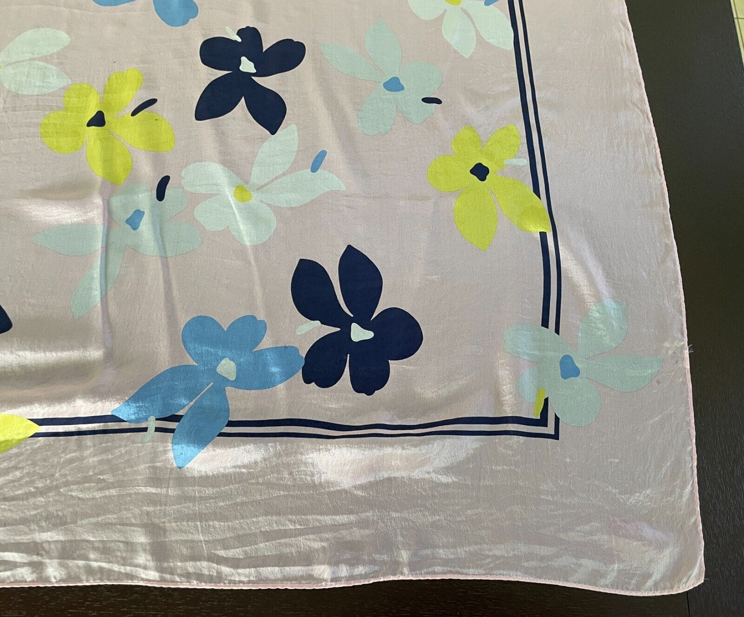 Neck SCARF Pale Pink Coloured Floral Print Shawl Rectangle Very Pretty 80x77cm