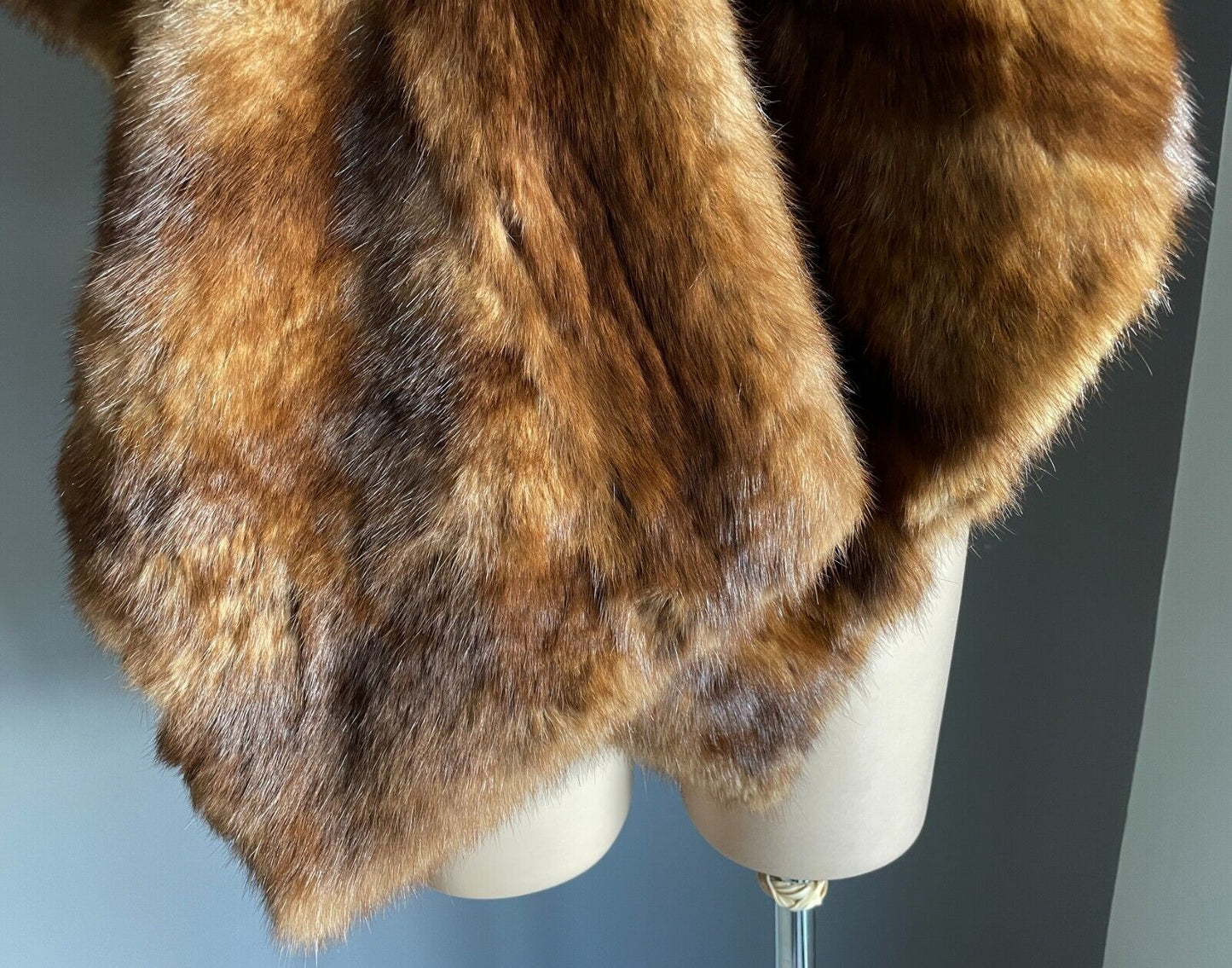 Real Fur Stole GLAMOUR PUSS Brown Shawl Wrap Size 10  16 (Rabbit Fox ?) Vintage