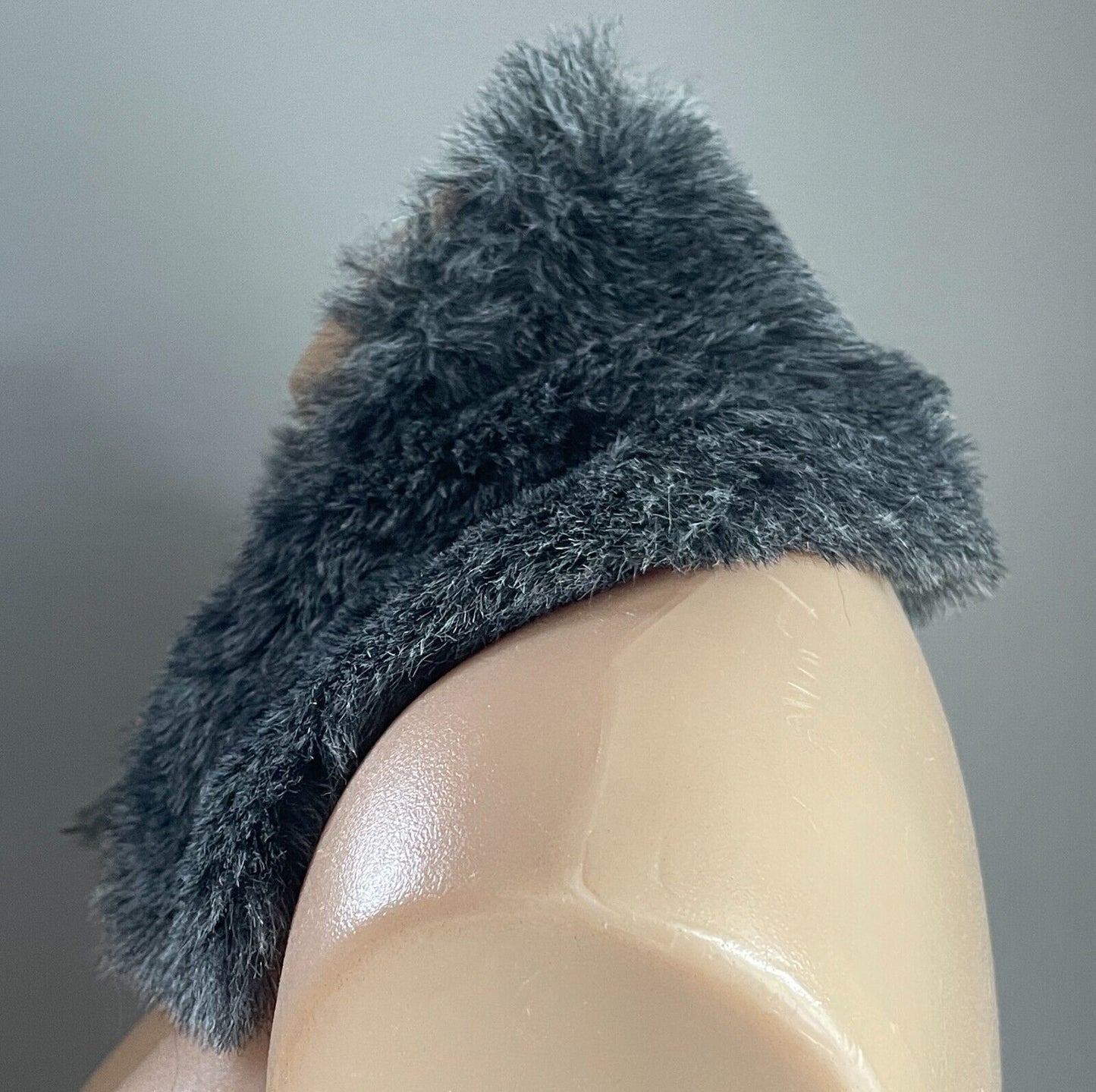 Vintage Faux FUR COLLAR Grey Wrap NO Fastenings Lined14cm W x 48cm L Scarf