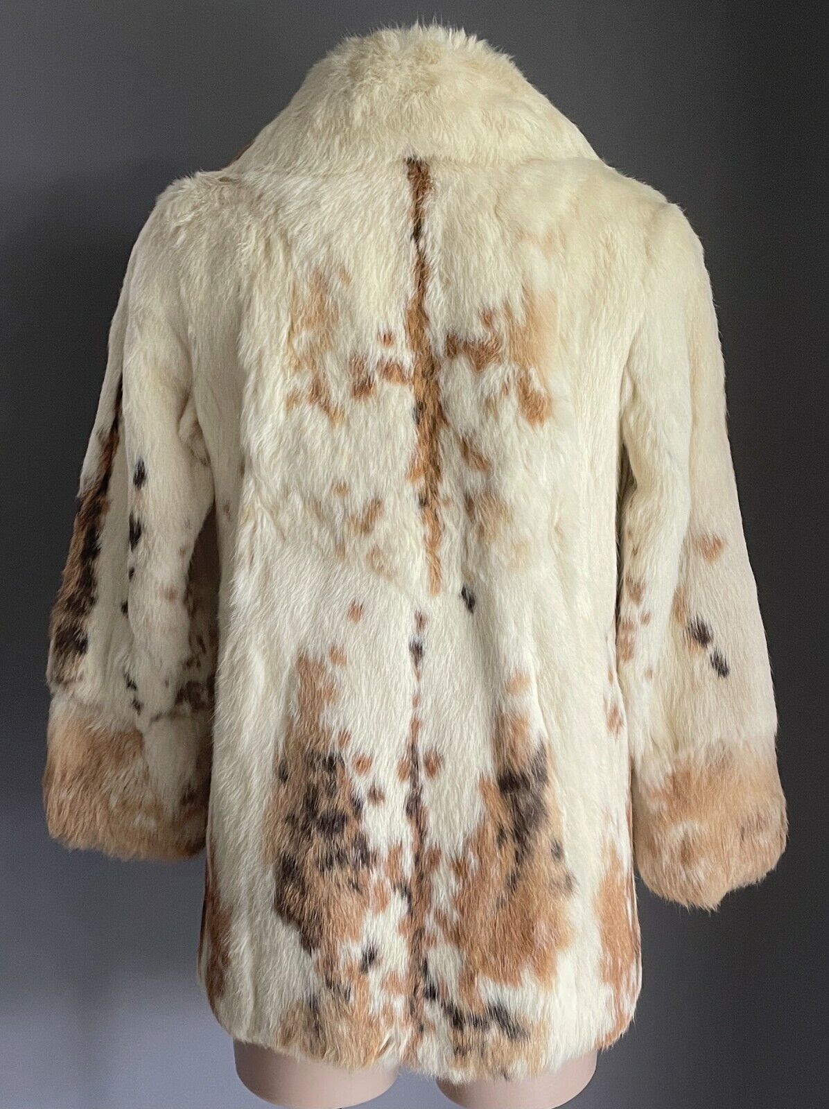 LEVY FURS Sydney Cream & Brown Rabbit (?) FUR COAT Long Sleeve Size 10 Vintage